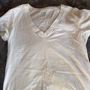 gap t-shirt